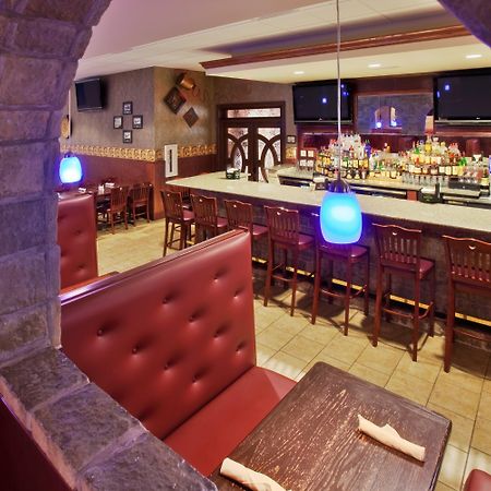 Holiday Inn Quincy By Ihg Εξωτερικό φωτογραφία