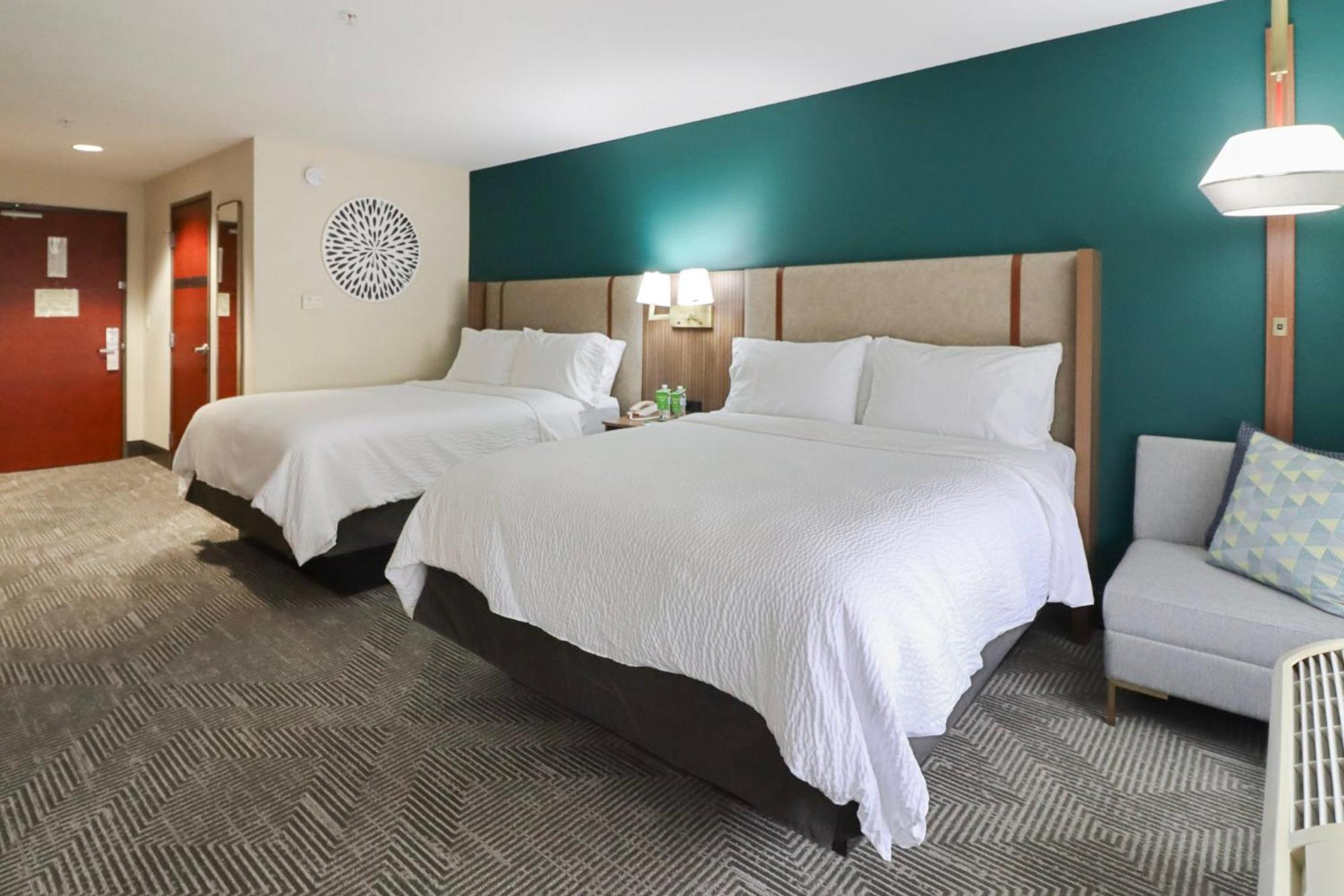 Holiday Inn Quincy By Ihg Εξωτερικό φωτογραφία
