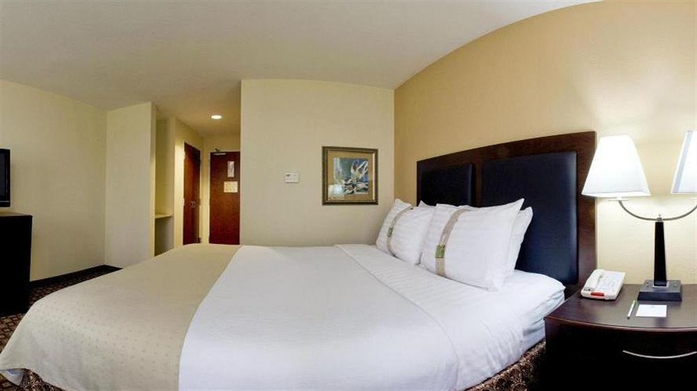 Holiday Inn Quincy By Ihg Εξωτερικό φωτογραφία
