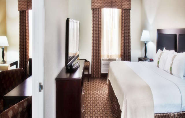 Holiday Inn Quincy By Ihg Εξωτερικό φωτογραφία